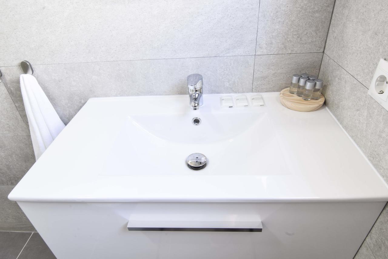 Letmalaga Sweet Family Apartment Luaran gambar